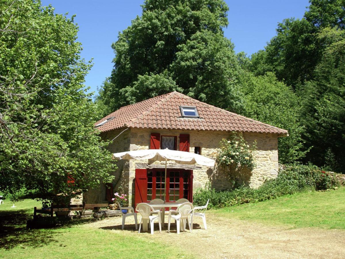 Cosy Holiday Home In Lantheuil With Garden Villefranche-du-Périgord エクステリア 写真