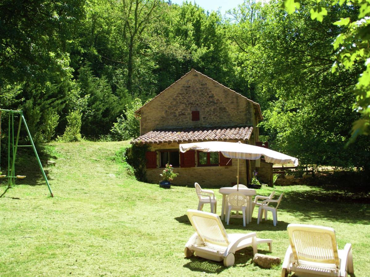 Cosy Holiday Home In Lantheuil With Garden Villefranche-du-Périgord エクステリア 写真
