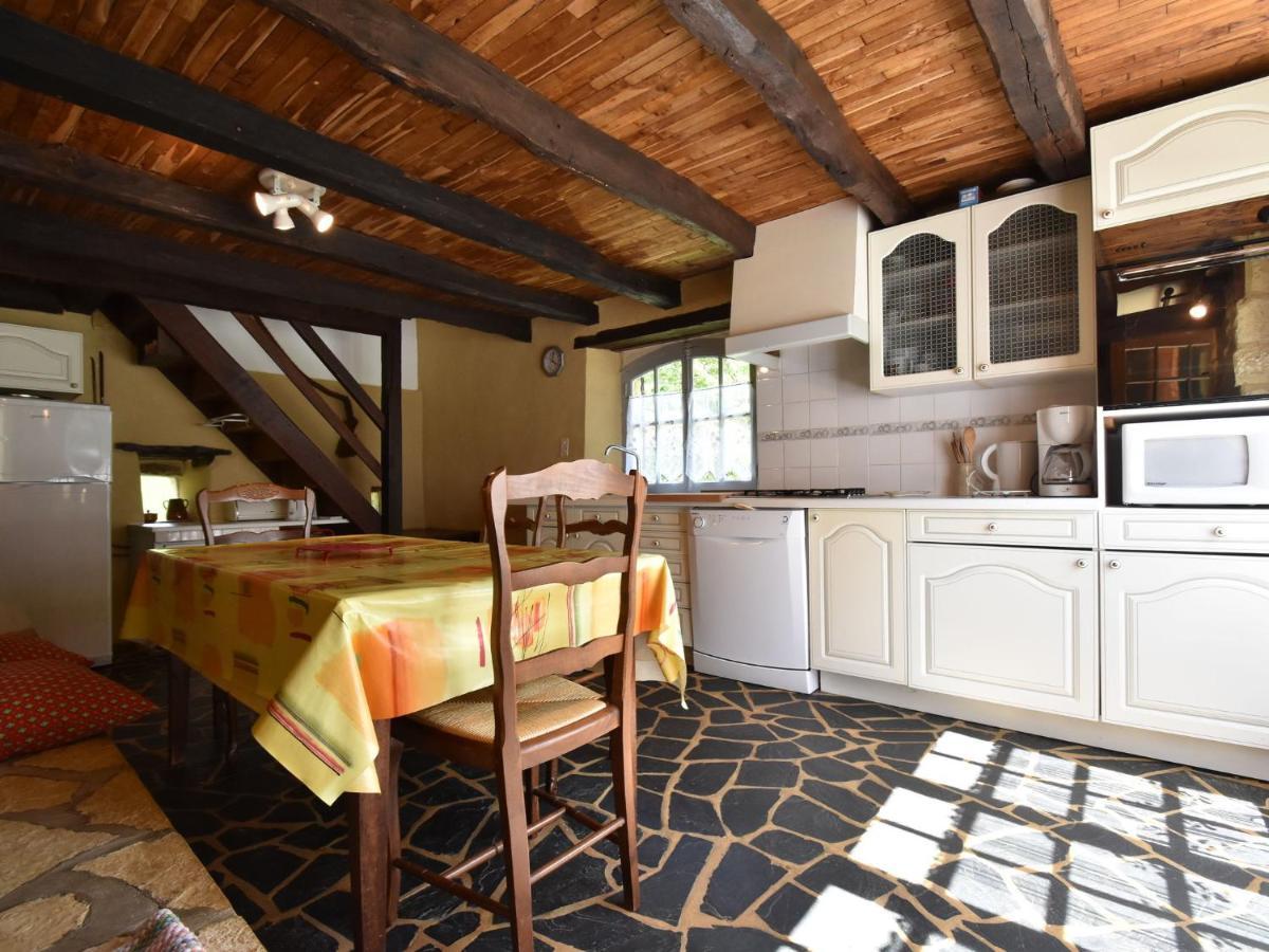 Cosy Holiday Home In Lantheuil With Garden Villefranche-du-Périgord エクステリア 写真