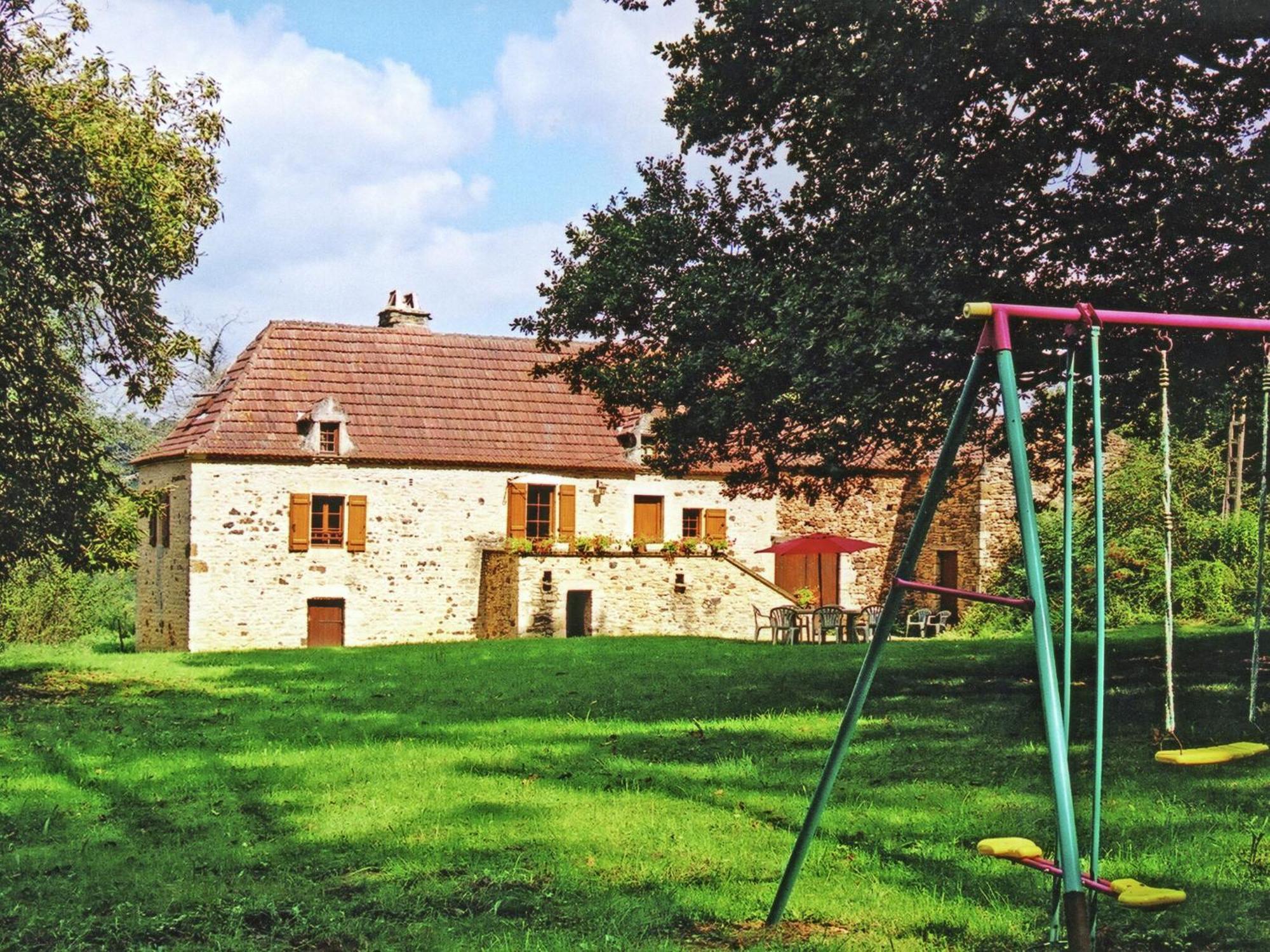Cosy Holiday Home In Lantheuil With Garden Villefranche-du-Périgord エクステリア 写真
