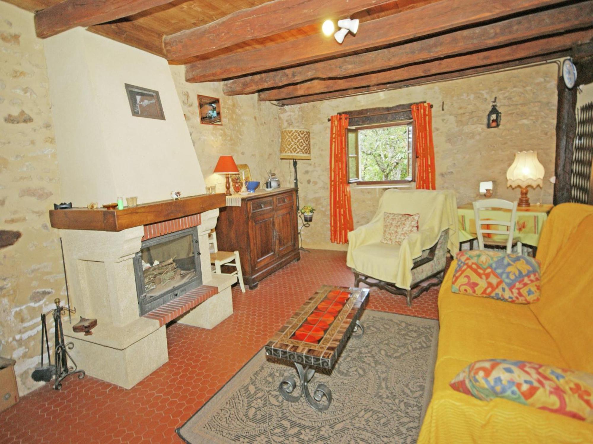 Cosy Holiday Home In Lantheuil With Garden Villefranche-du-Périgord エクステリア 写真