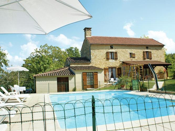 Cosy Holiday Home In Lantheuil With Garden Villefranche-du-Périgord エクステリア 写真